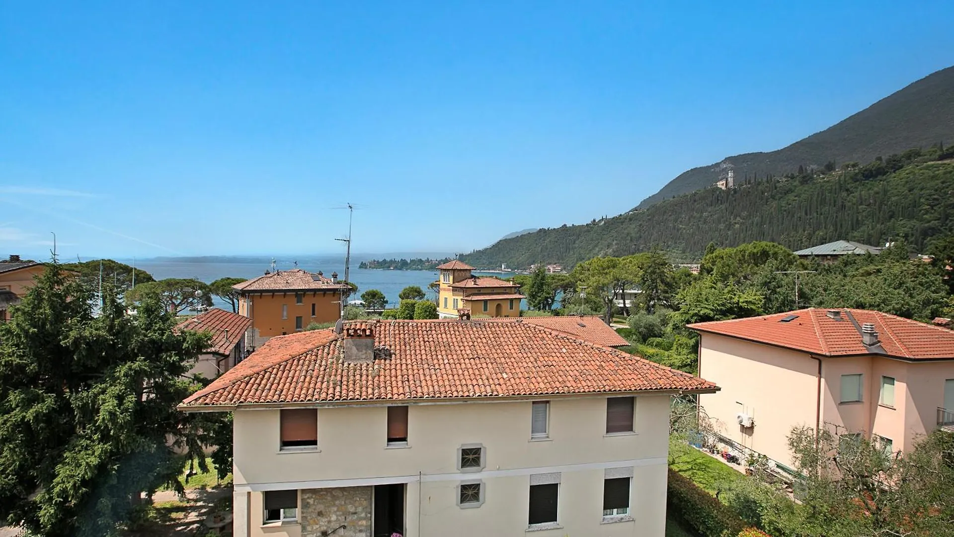 Maderno Sweet Home - Happy Rentals Тосколано-Мадерно Италия